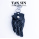 Crocodile foot keychain (TAN SIN) - 1 pc. Crocodile foot keychain (TAN SIN) - 1 pc.